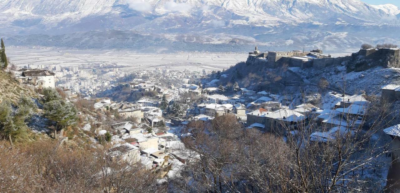 Braja House Hotel Gjirokaster Luaran gambar