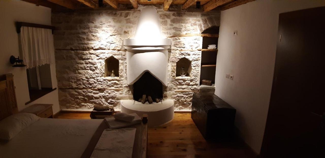 Braja House Hotel Gjirokaster Luaran gambar